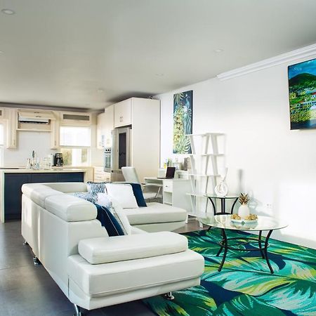 La Vue De Basseterre Apartments - Luxury In Bird Rock Ngoại thất bức ảnh