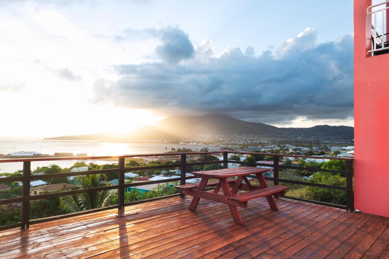 La Vue De Basseterre Apartments - Luxury In Bird Rock Ngoại thất bức ảnh